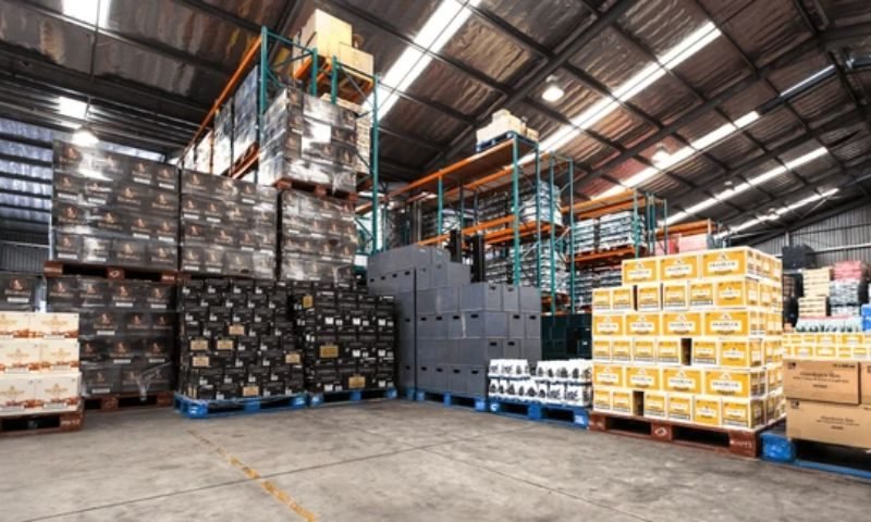 Secure and Compliant: Key Considerations for Warehouse Services in the Liquor Industry